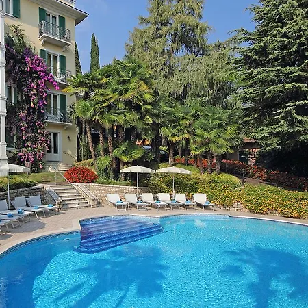 Hotel Sofia Gardone Riviera