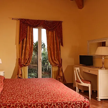 Sofia 4*