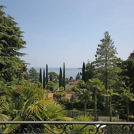 Hotel Sofia 4*