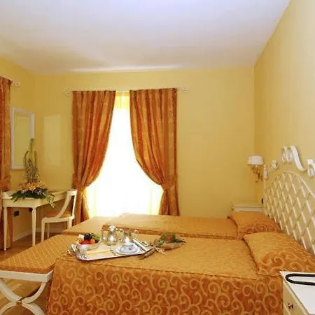 Sofia 4* Gardone Riviera
